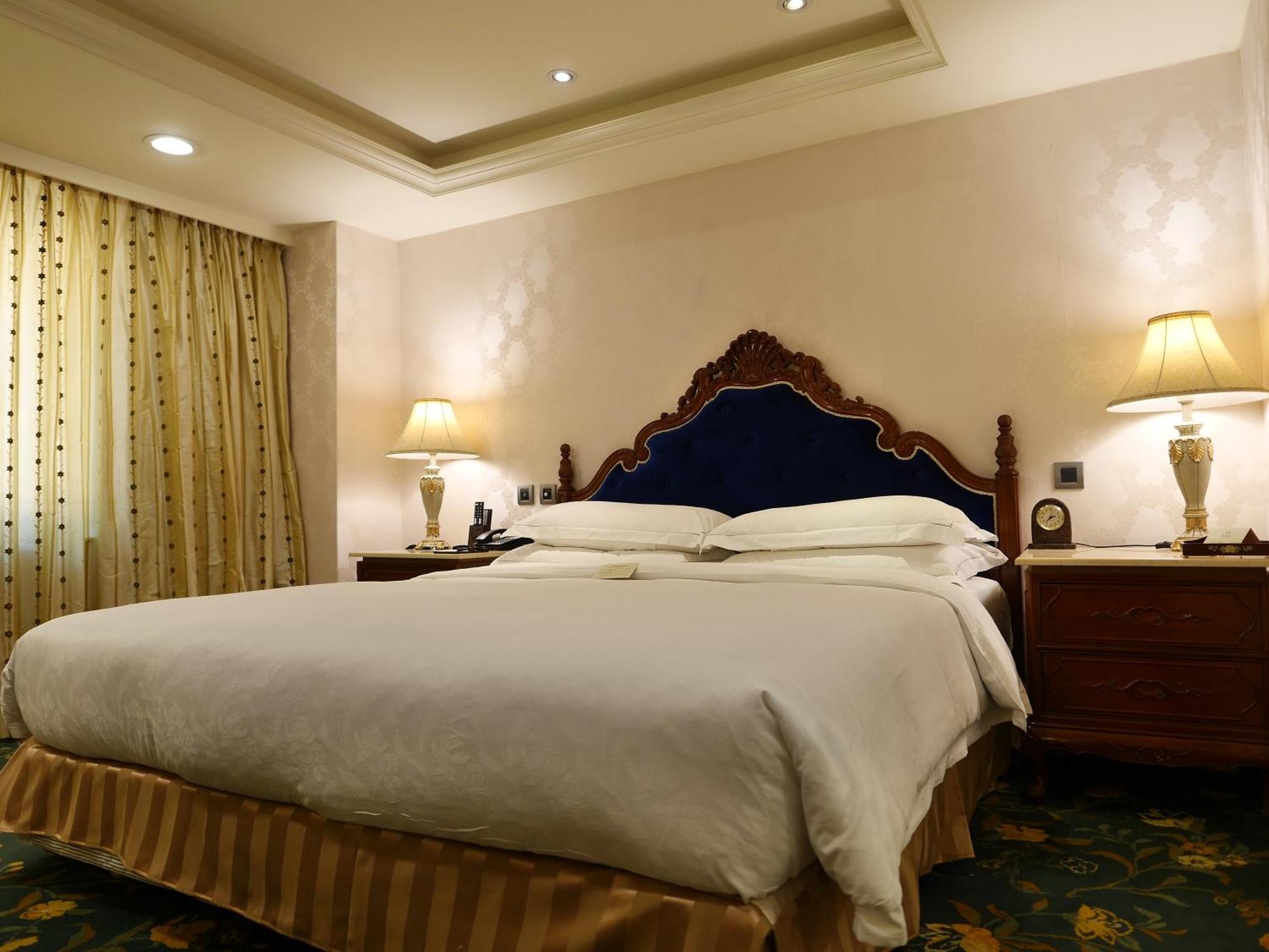 Royal Seasons Hotel Taipei ‧ Nanjing W. Екстер'єр фото