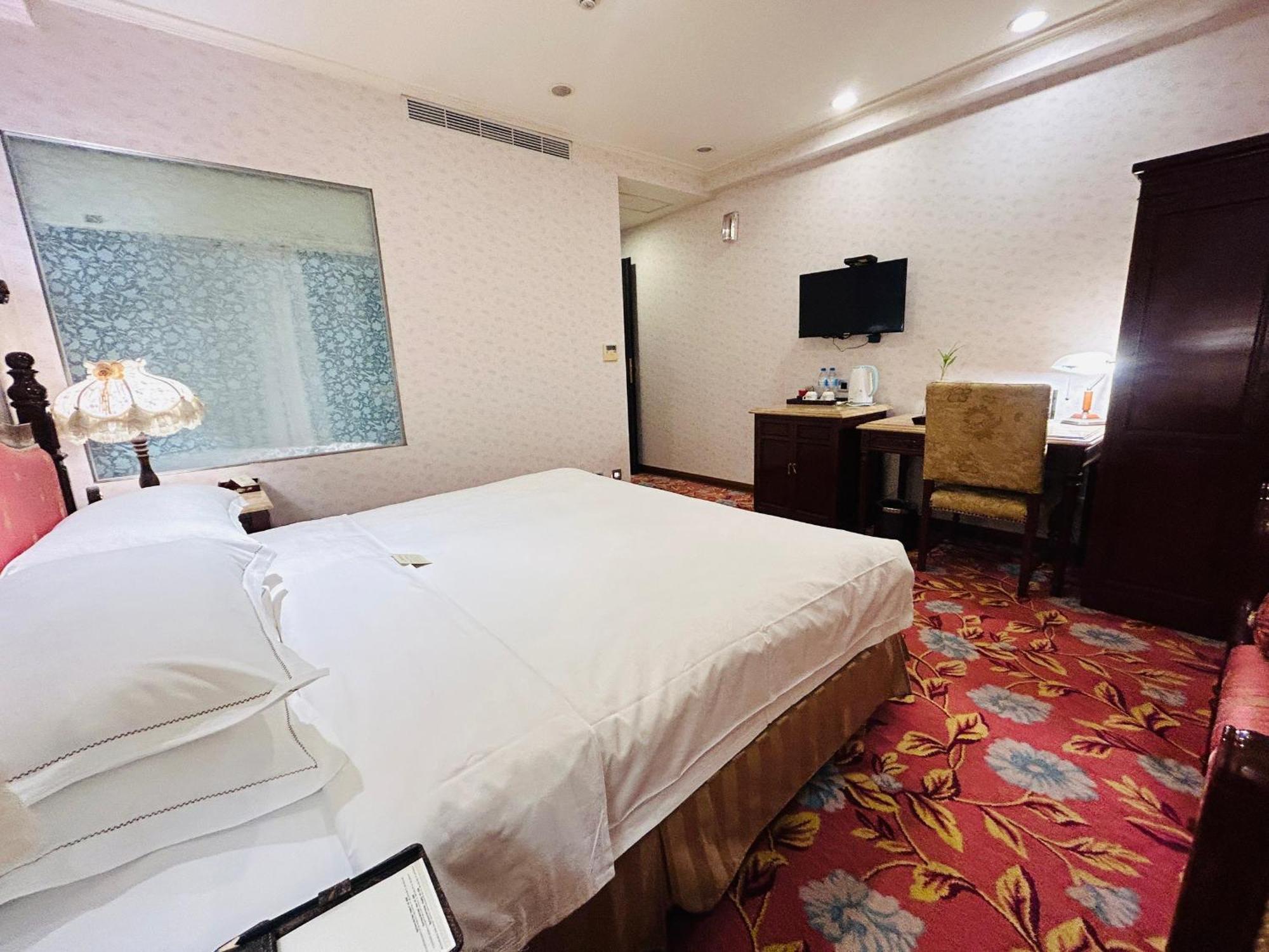 Royal Seasons Hotel Taipei ‧ Nanjing W. Екстер'єр фото