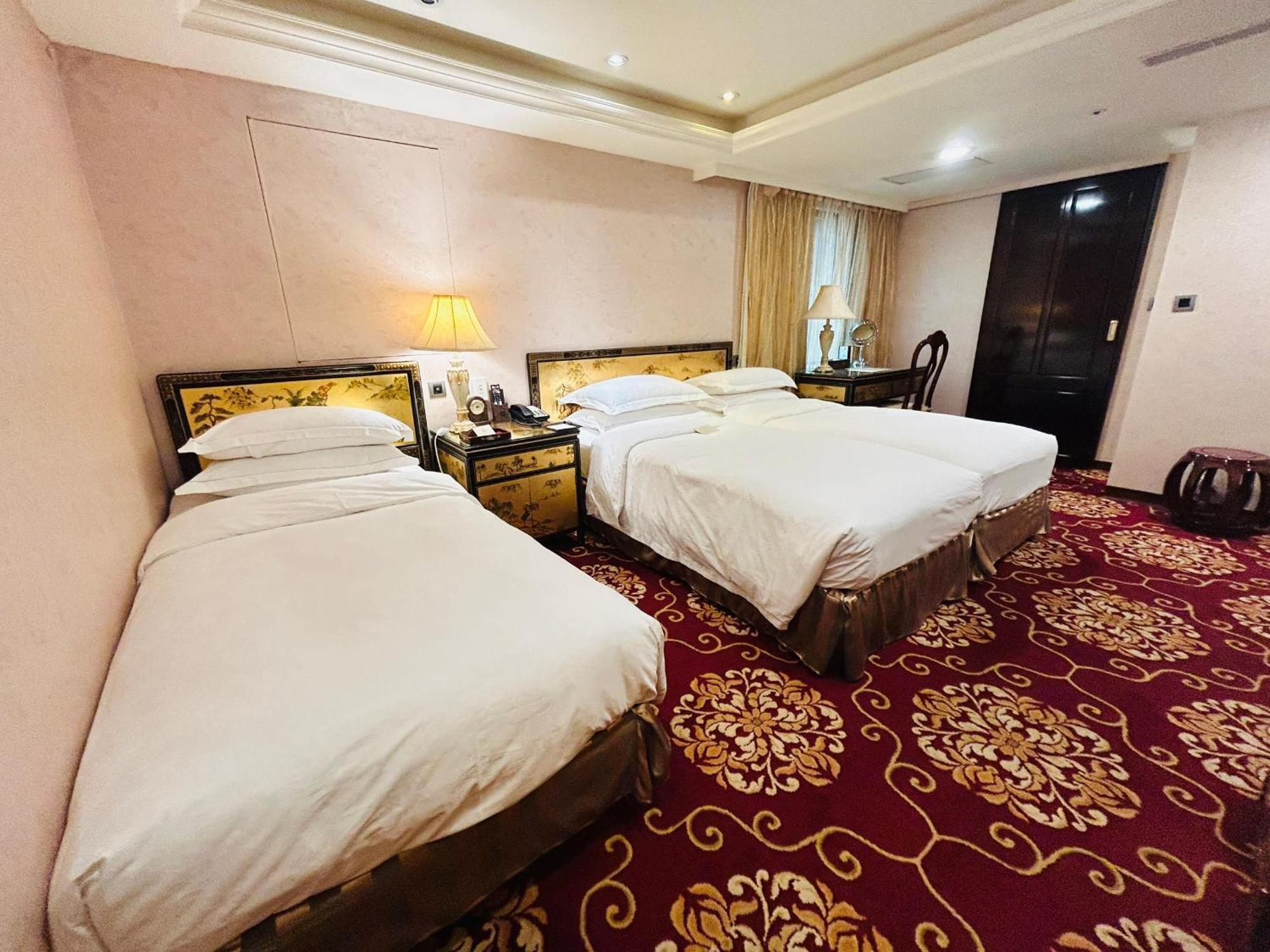 Royal Seasons Hotel Taipei ‧ Nanjing W. Екстер'єр фото