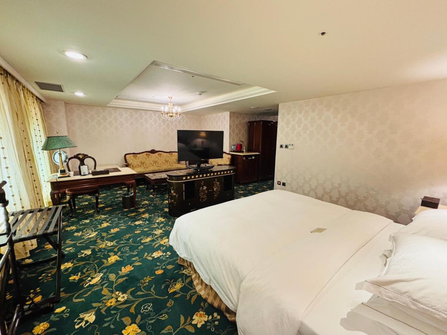 Royal Seasons Hotel Taipei ‧ Nanjing W. Екстер'єр фото