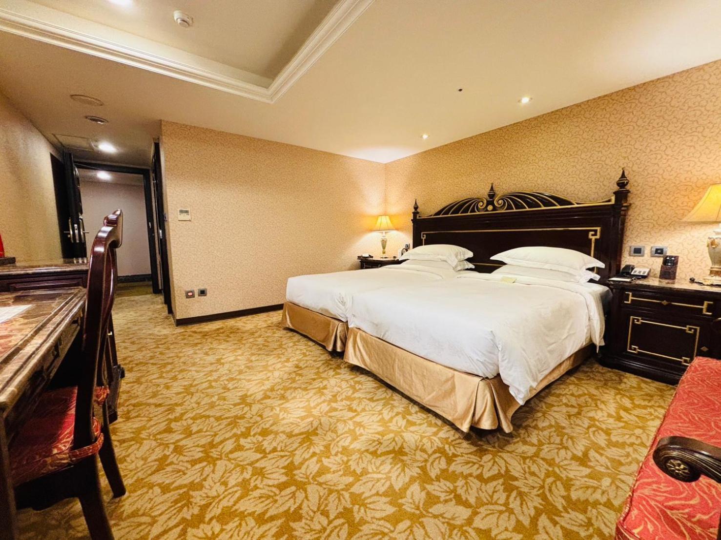 Royal Seasons Hotel Taipei ‧ Nanjing W. Екстер'єр фото