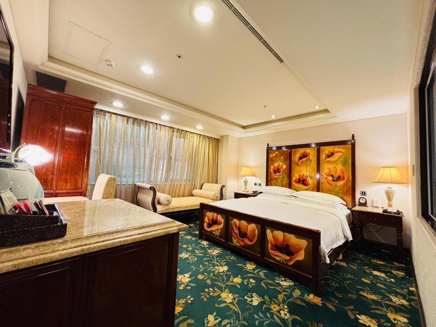 Royal Seasons Hotel Taipei ‧ Nanjing W. Екстер'єр фото